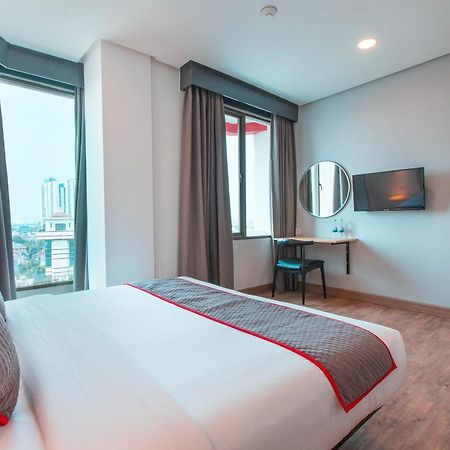 ג'קרטה Super Oyo Townhouse 1 Hotel Salemba מראה חיצוני תמונה