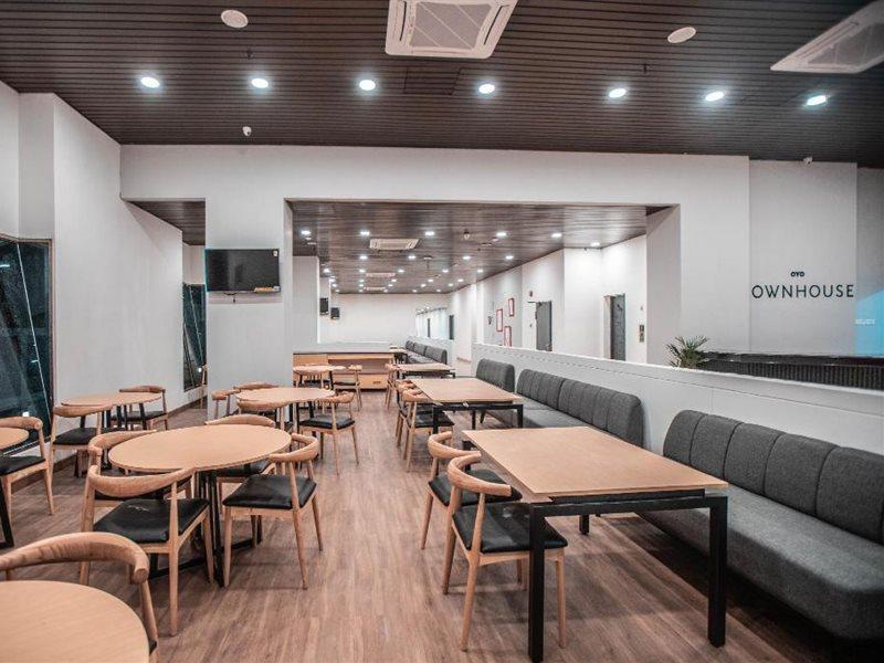 ג'קרטה Super Oyo Townhouse 1 Hotel Salemba מראה חיצוני תמונה
