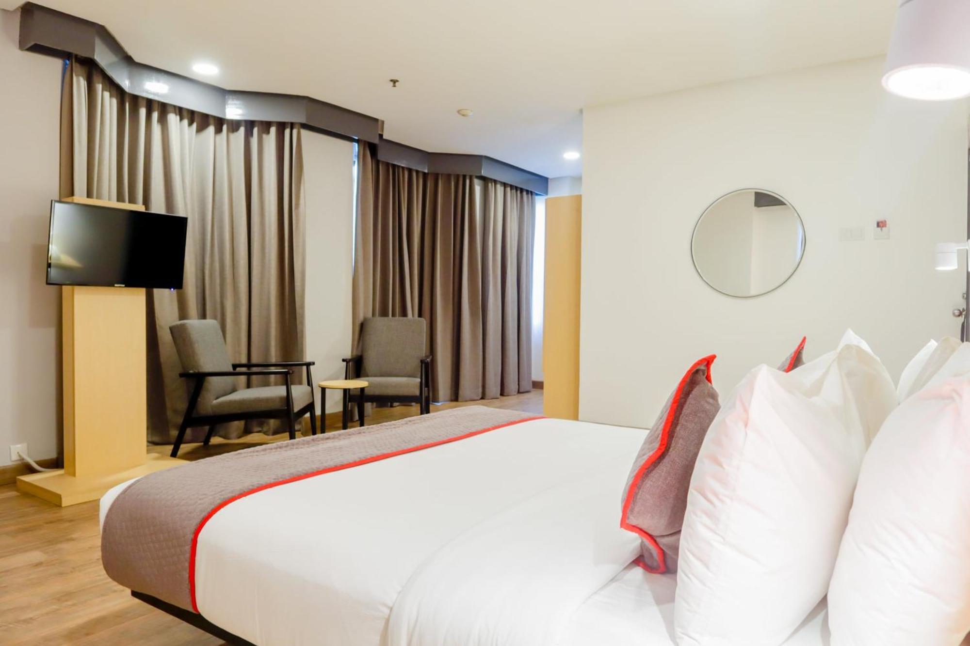 ג'קרטה Super Oyo Townhouse 1 Hotel Salemba מראה חיצוני תמונה