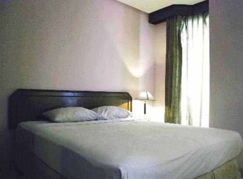 ג'קרטה Super Oyo Townhouse 1 Hotel Salemba מראה חיצוני תמונה