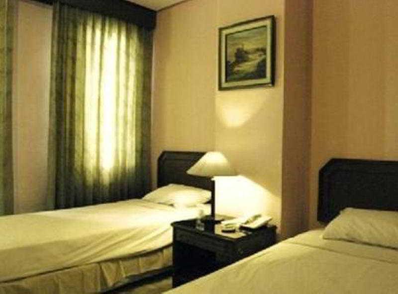 ג'קרטה Super Oyo Townhouse 1 Hotel Salemba מראה חיצוני תמונה